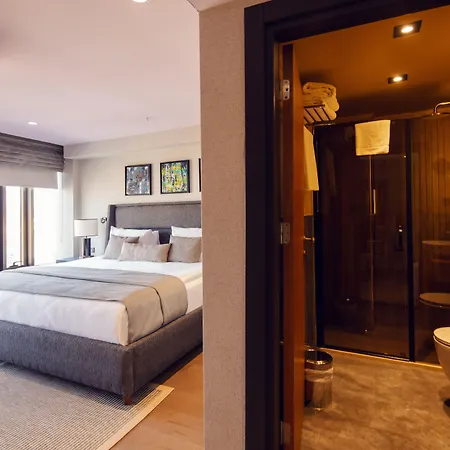 Root Karakoey Bosphorus