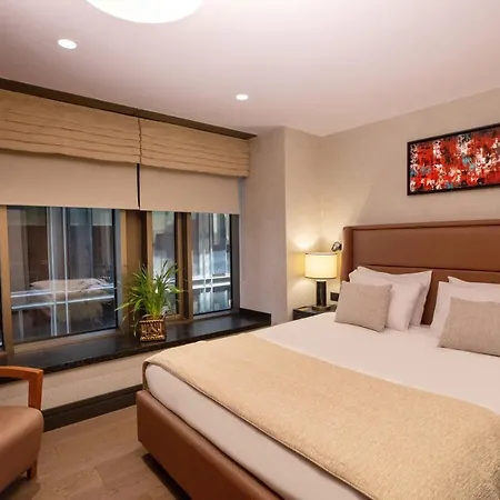 Root Karakoey Bosphorus & Hotel Stambuł