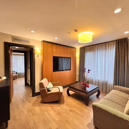 Root Karakoey Bosphorus & 4* Stambuł