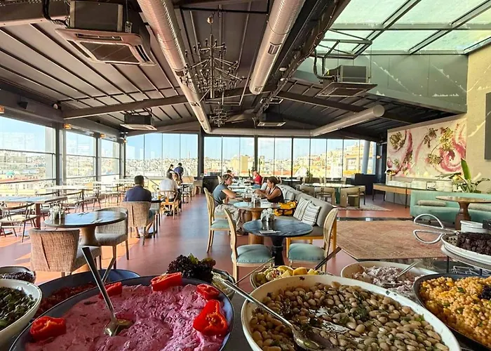 Root Karakoey Bosphorus 4*