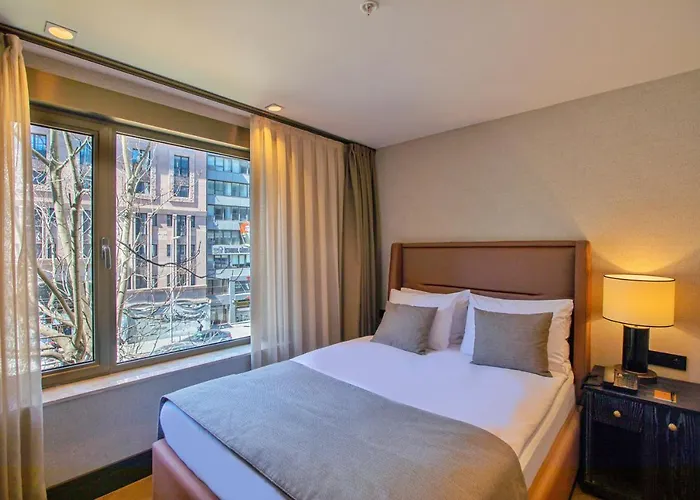 Hotell Root Karakoey Bosphorus 4*