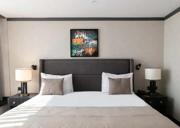 Root Karakoey Bosphorus