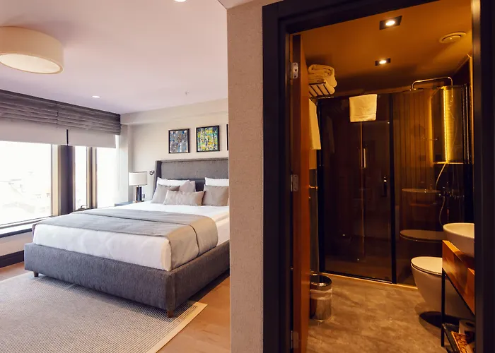 Root Karakoey Bosphorus