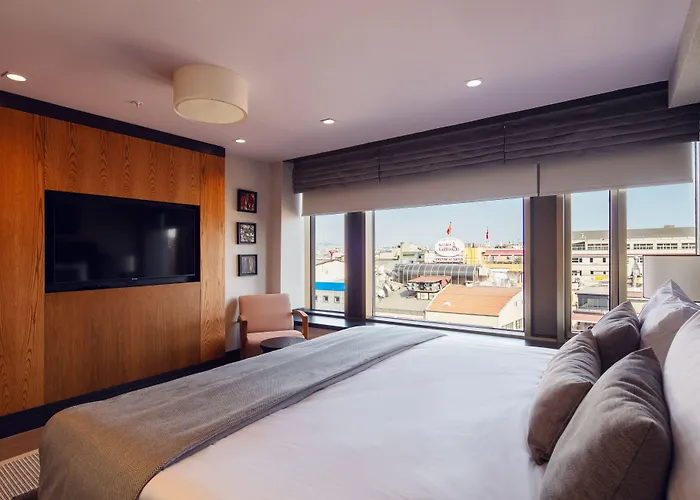 Root Karakoey Bosphorus Istambul